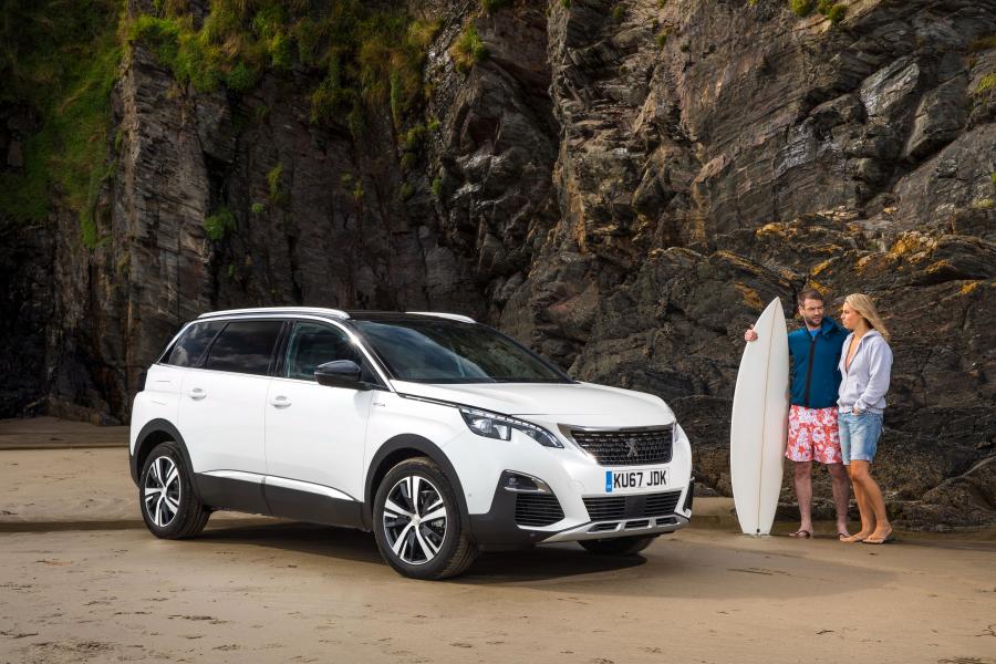  Peugeot 5008 GT Line 2017 года  (UK) (фото 29 из 30)